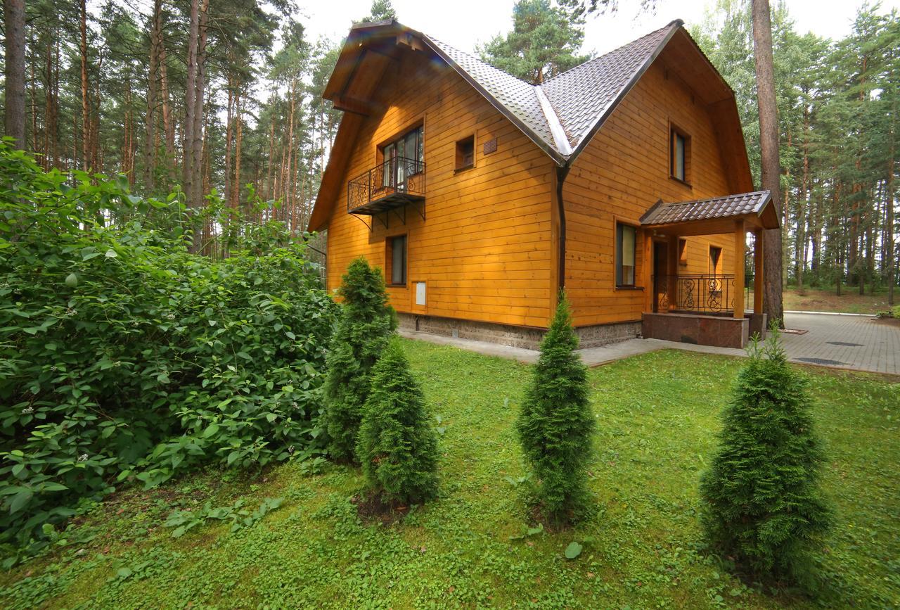 Sanatorii Sosny At Naroch Lake Hotel Gatovichi Exterior foto